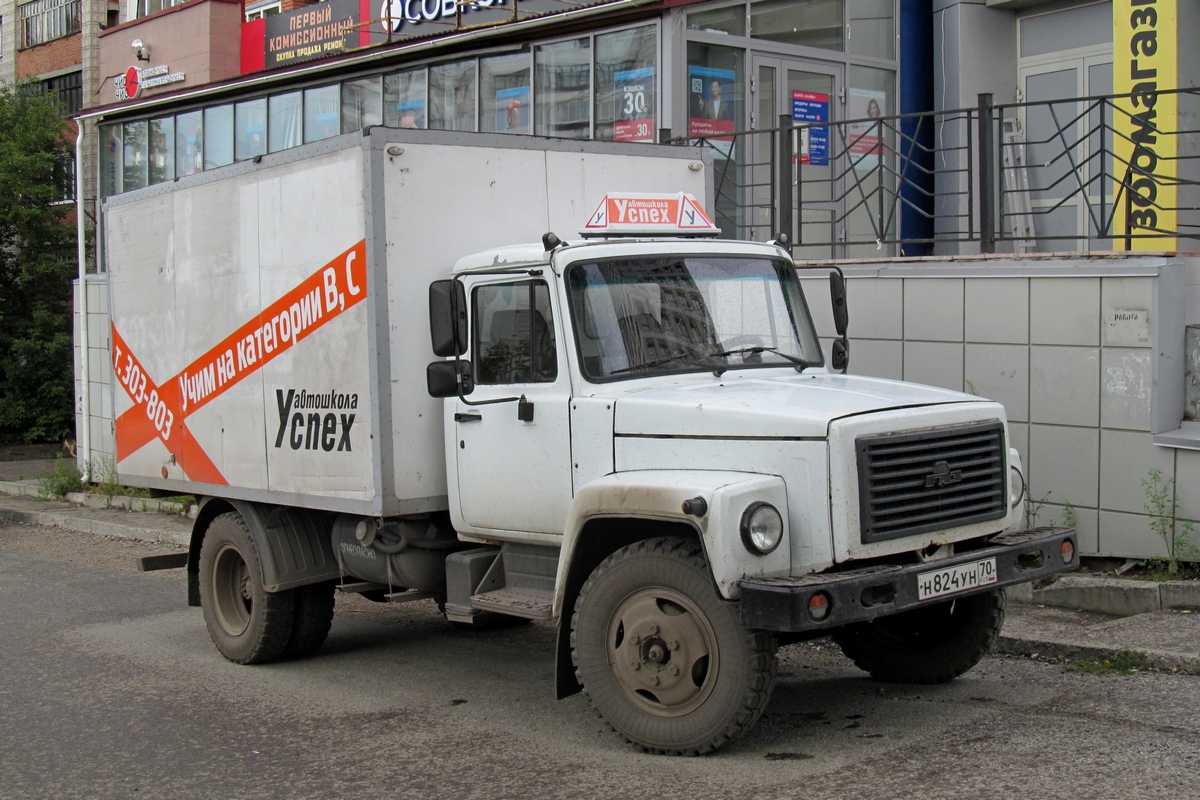 Томская область, № Н 824 УН 70 — ГАЗ-3307