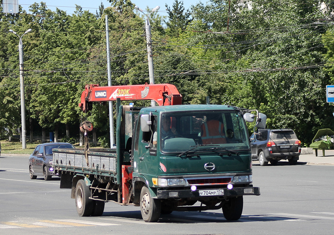 Челябинская область, № У 704 МР 174 — Hino Ranger