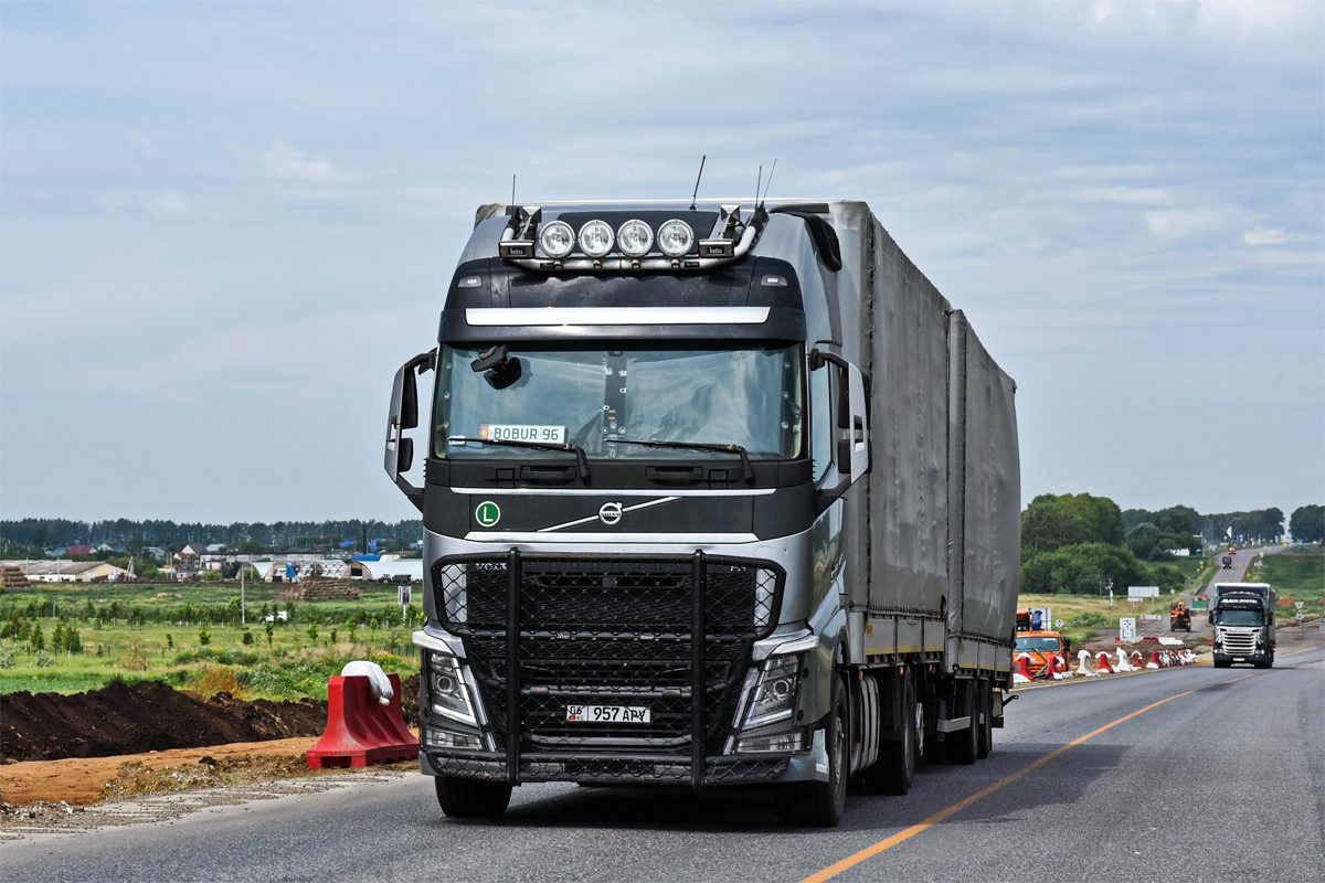 Киргизия, № 06 957 APY — Volvo ('2012) FH-Series