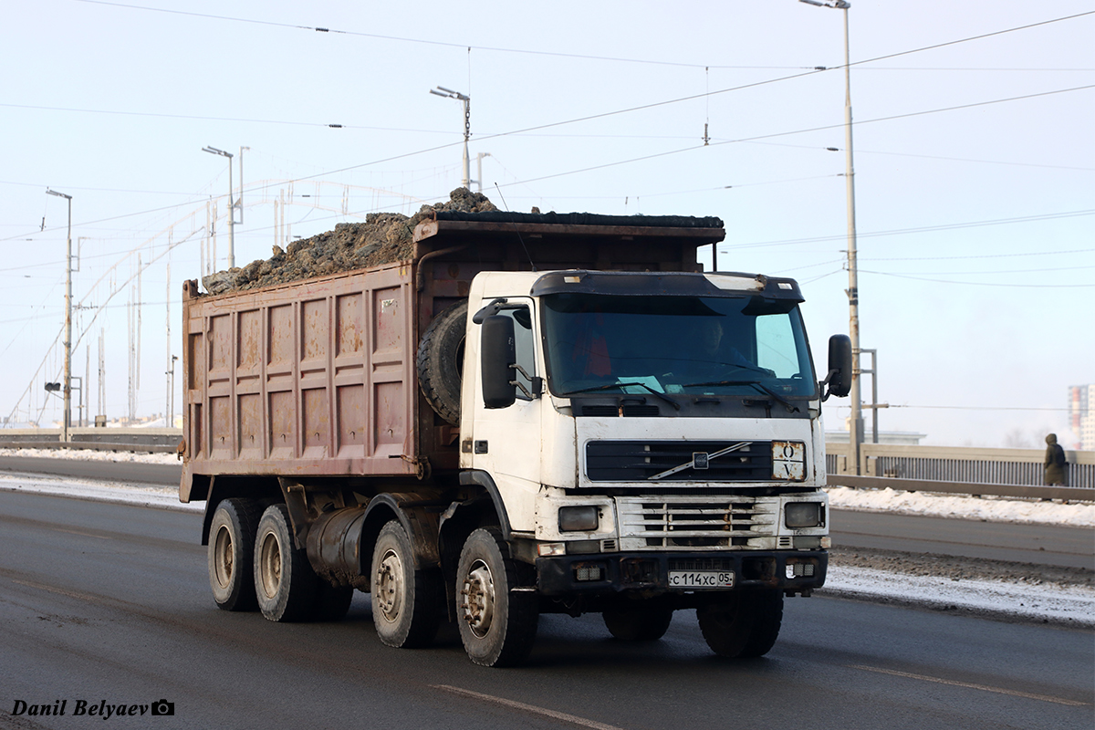 Дагестан, № С 114 ХС 05 — Volvo ('1998) FM12.420