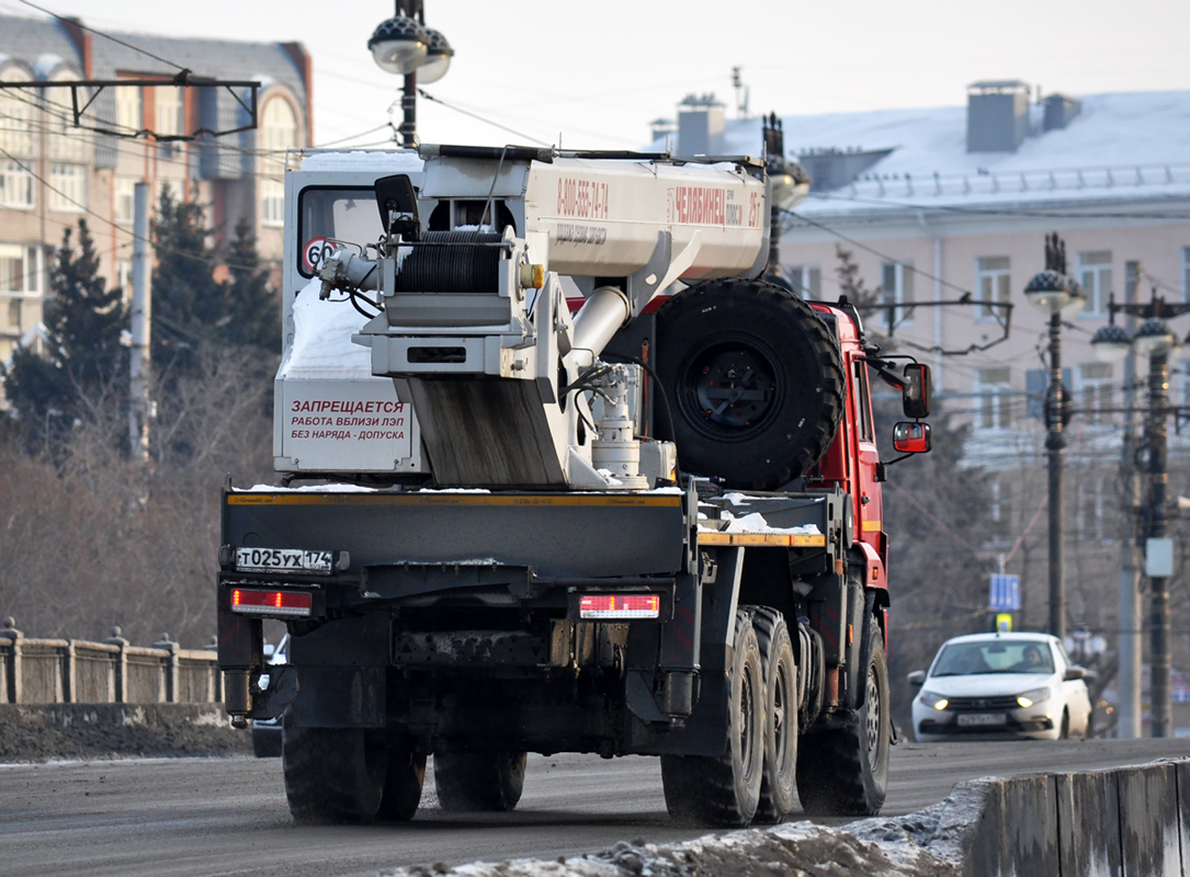 Челябинская область, № Т 025 УХ 174 — КамАЗ-43118 (общая модель)