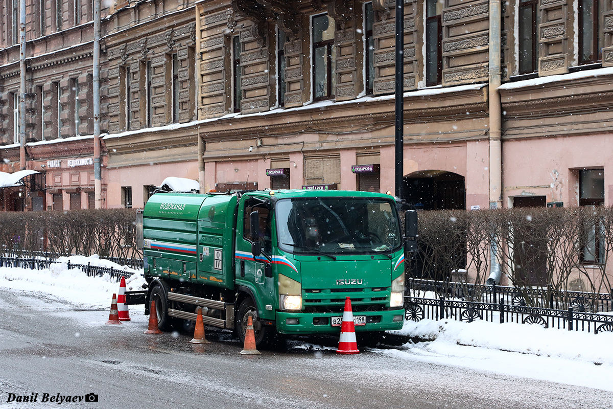 Санкт-Петербург, № В 257 ЕК 198 — Isuzu NQR90 [Z7X]
