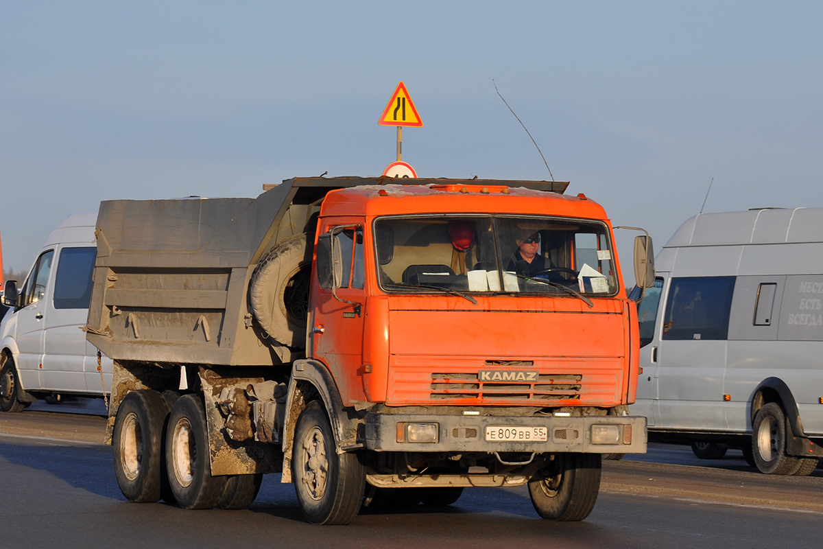 Омская область, № Е 809 ВВ 55 — КамАЗ-5511