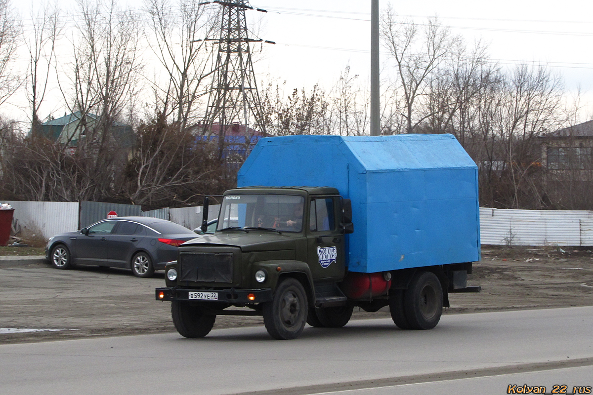 Алтайский край, № В 592 УЕ 22 — ГАЗ-33072