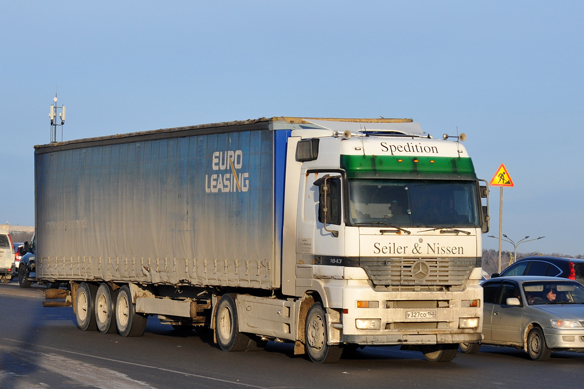 Нижегородская область, № У 327 СО 152 — Mercedes-Benz Actros ('1997) 1843
