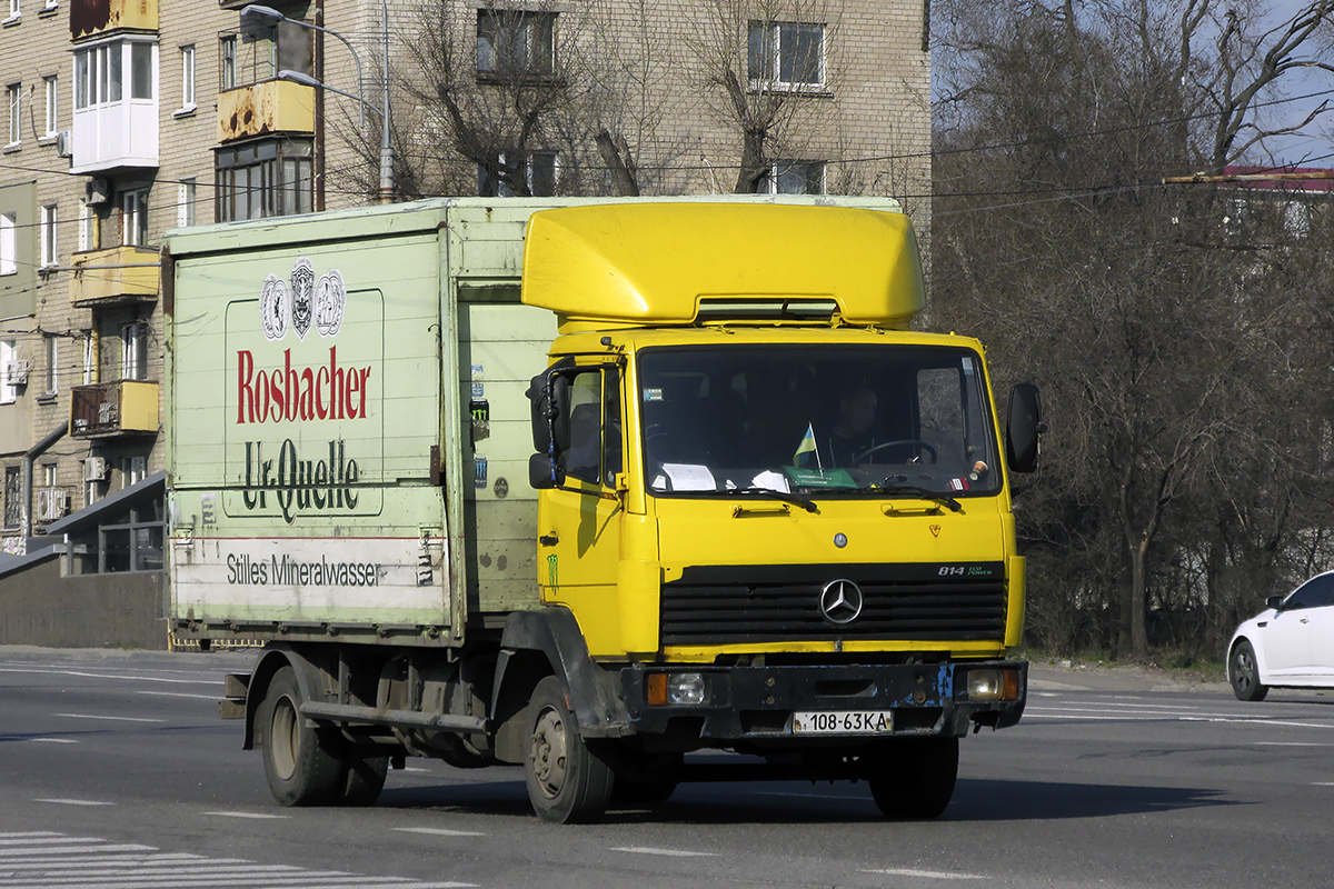 Киев, № 108-63 КА — Mercedes-Benz LK 814