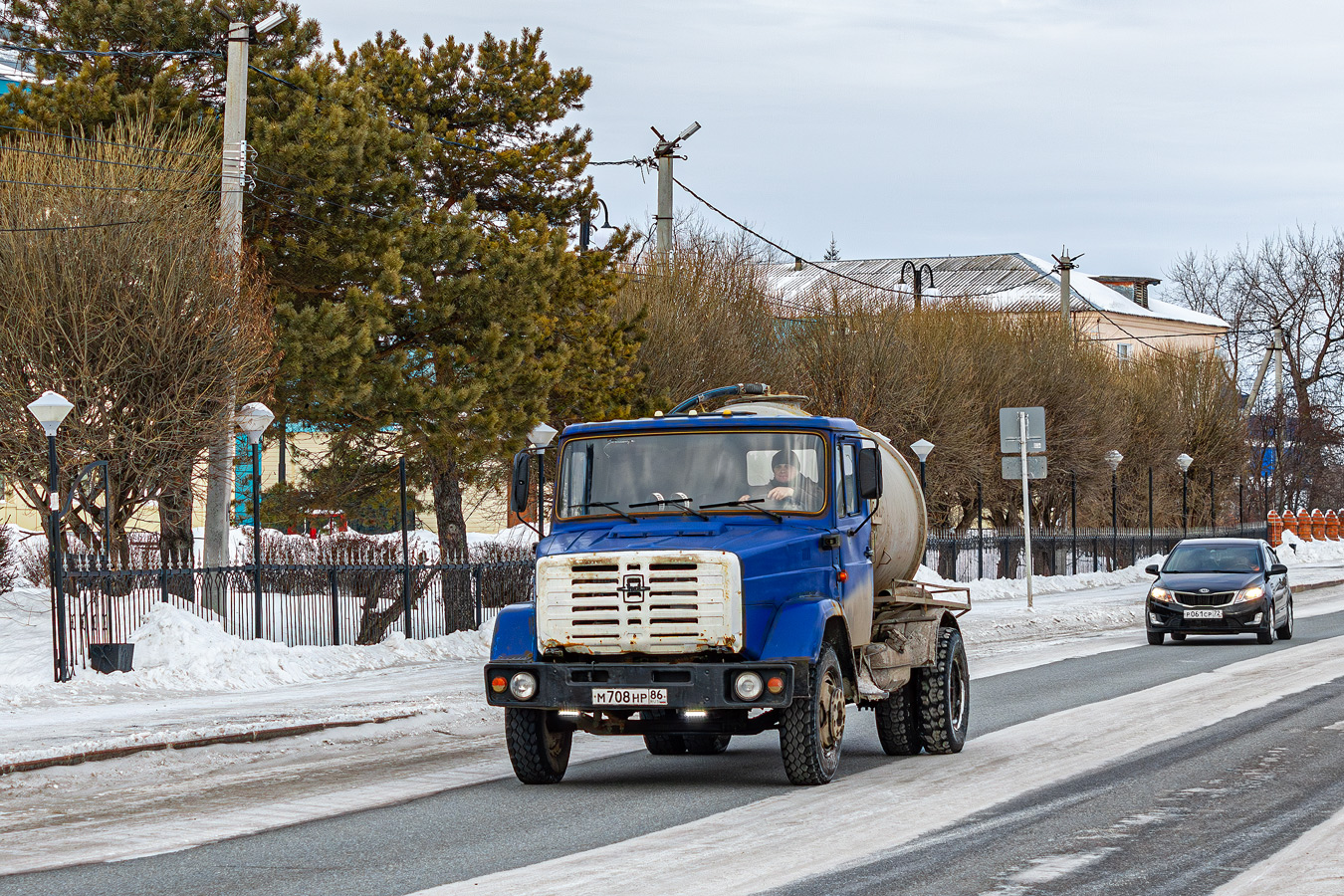 Тюменская область, № М 708 НР 86 — ЗИЛ-433362