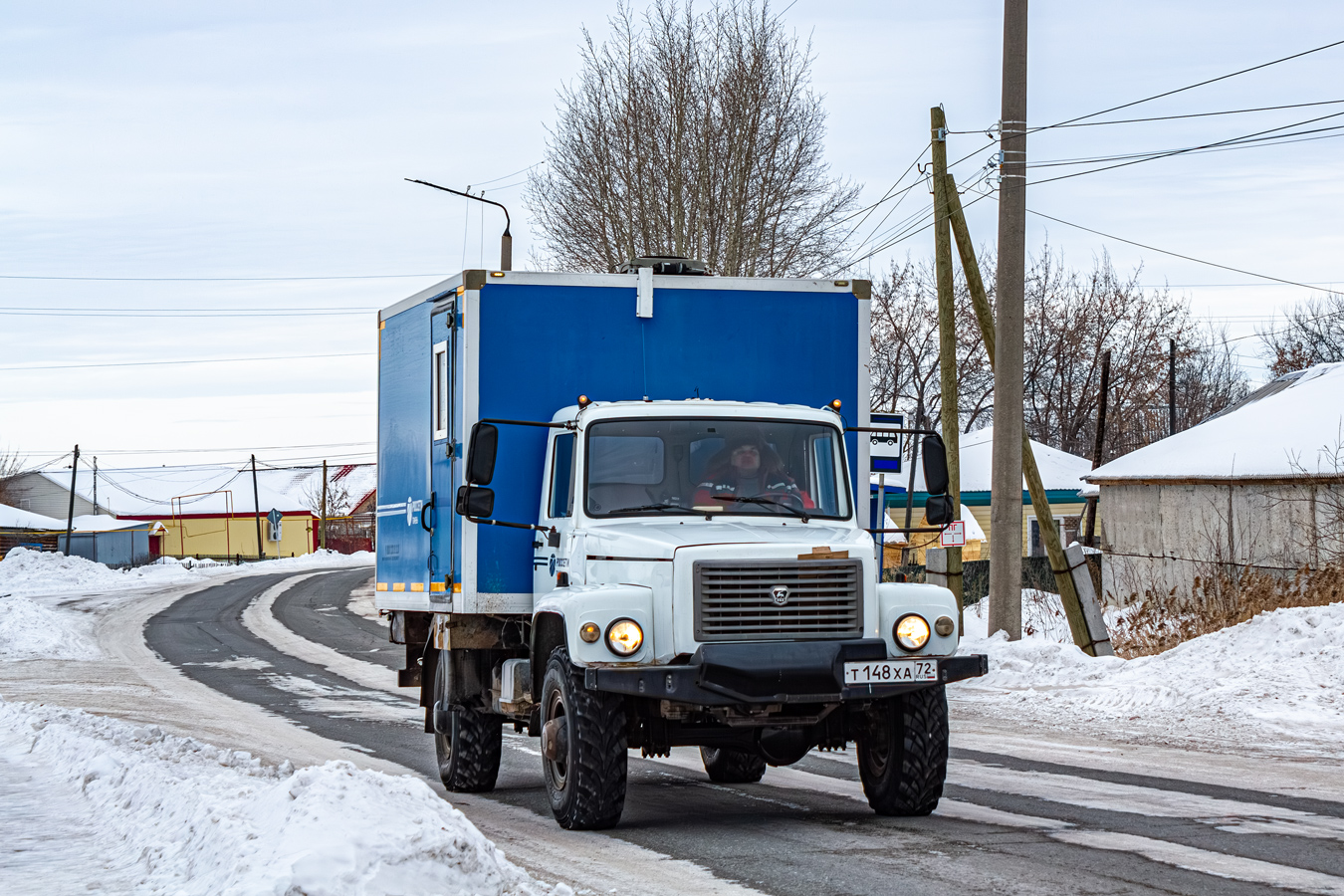 Тюменская область, № Т 148 ХА 72 — ГАЗ-33088 «Садко»