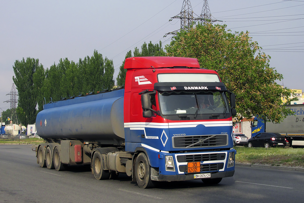 Одесская область, № ВН 2076 СХ — Volvo ('2002) FH12.420