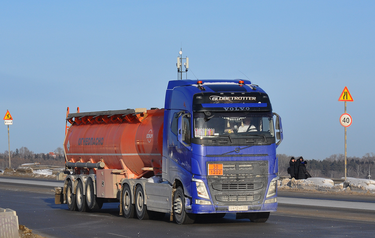 Омская область, № Т 412 ХР 55 — Volvo ('2012) FH.420