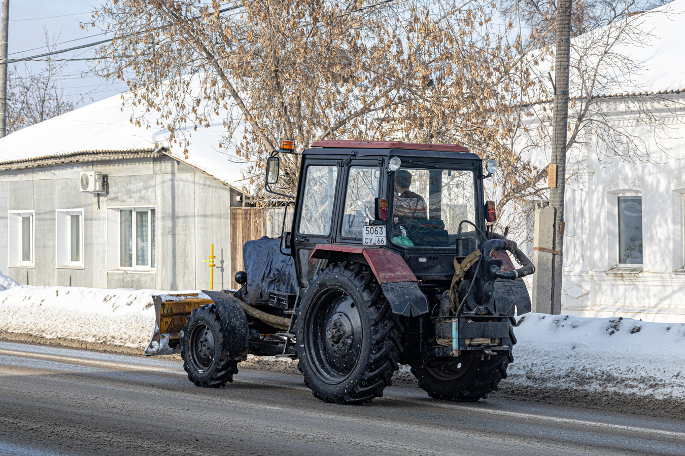 Свердловская область, № 5063 СУ 66 — Беларус-82.1