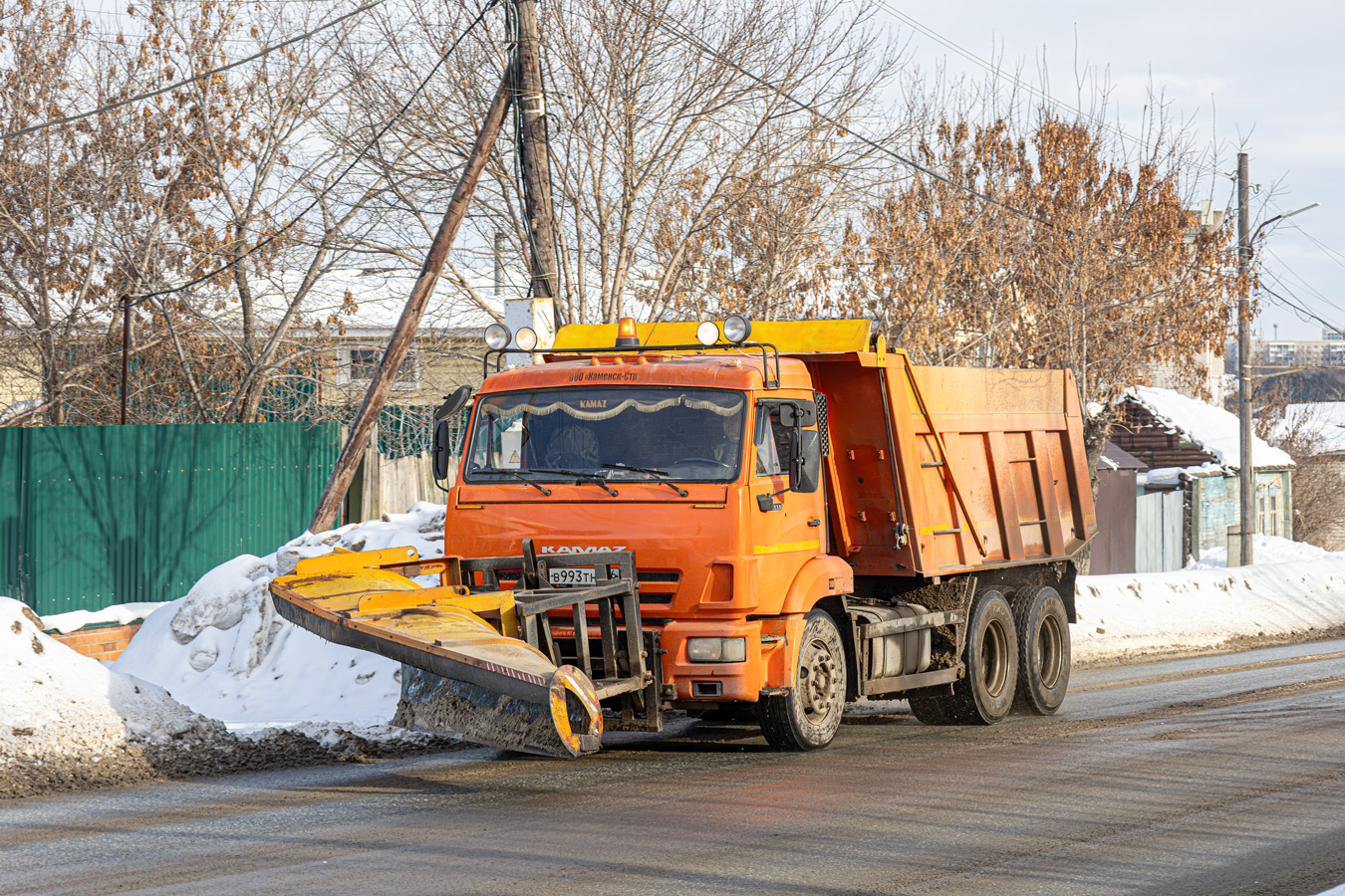 Свердловская область, № В 993 ТН 196 — КамАЗ-65115-42