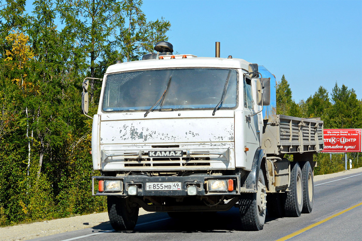 Магаданская область, № Е 855 МВ 49 — КамАЗ-53213