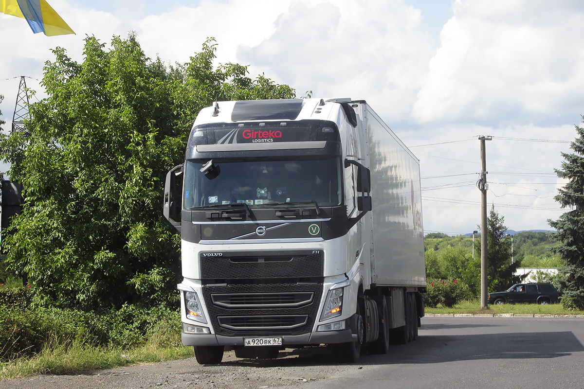 Смоленская область, № А 920 ВК 67 — Volvo ('2012) FH.460