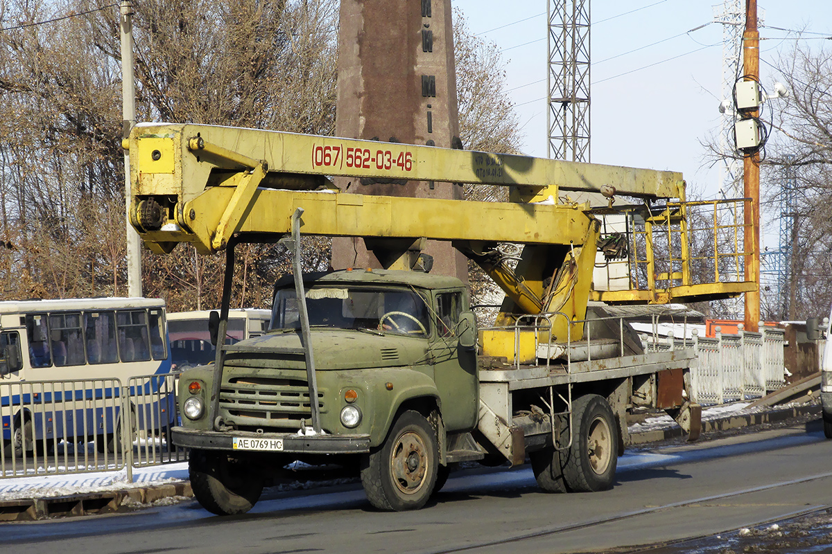 Днепропетровская область, № АЕ 0769 НС — ЗИЛ-431412