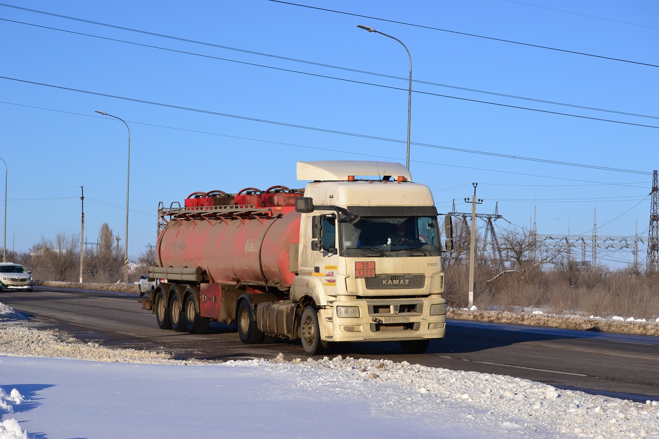 Татарстан, № Е 816 ТР 716 — КамАЗ-5490-S5(87)