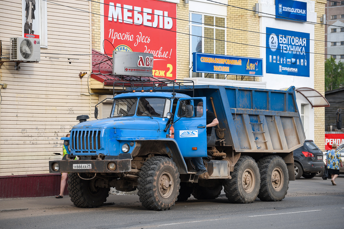Архангельская область, № Н 666 ХА 29 — Урал-55571-40