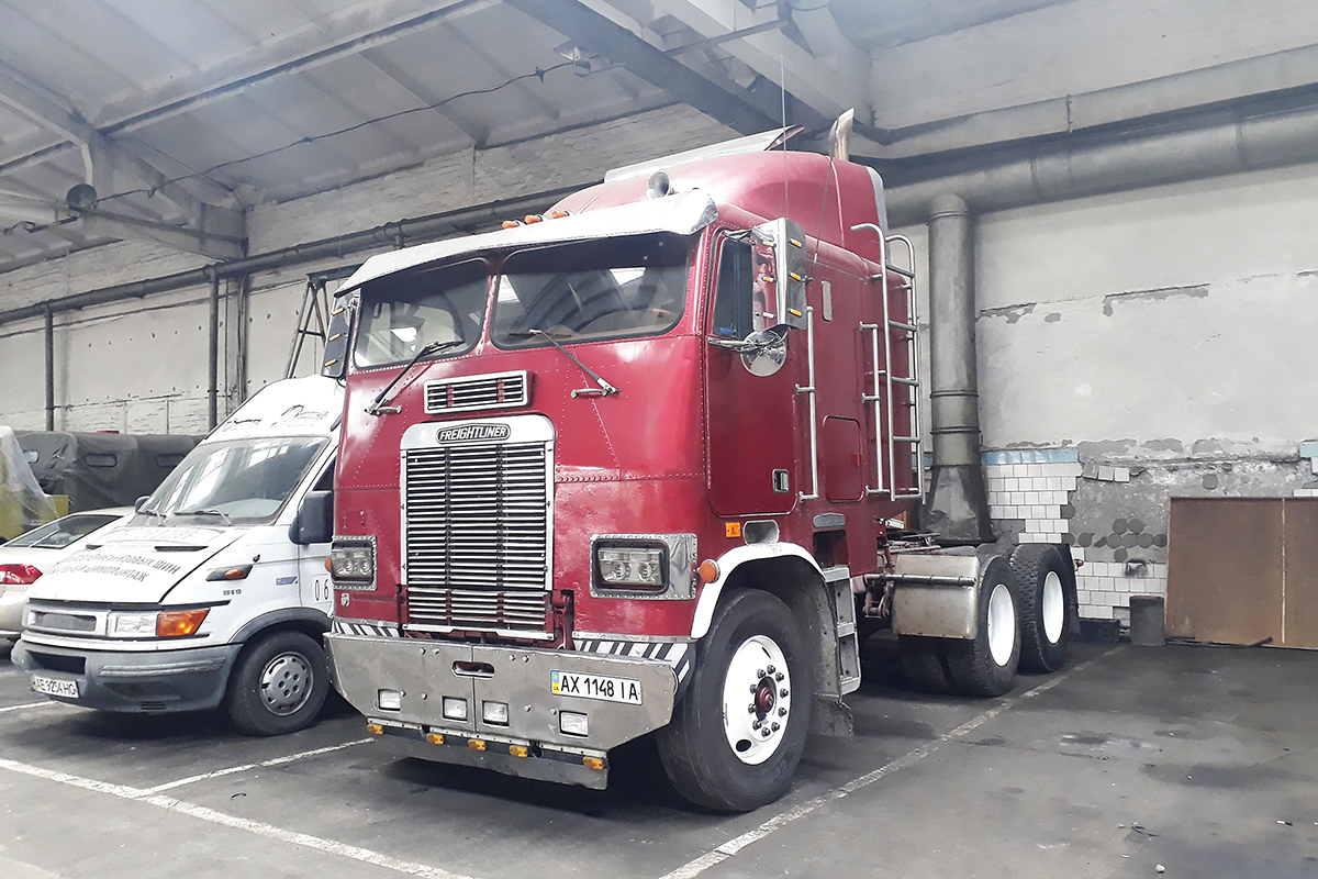 Харьковская область, № АХ 1148 ІА — Freightliner FLA