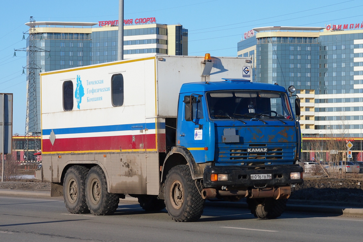 Ханты-Мансийский автоном.округ, № Е 016 ТВ 86 — КамАЗ-43118-15 [43118R]
