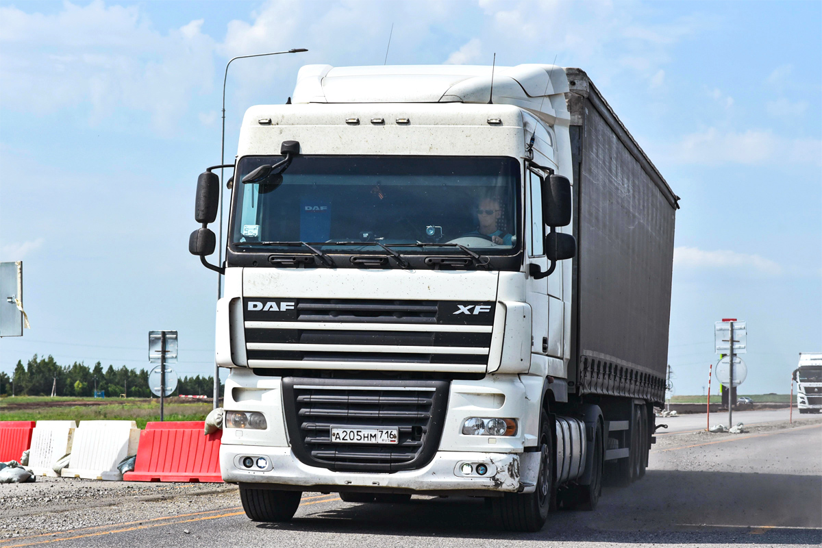 Татарстан, № А 205 НМ 716 — DAF XF105 (общая модель)