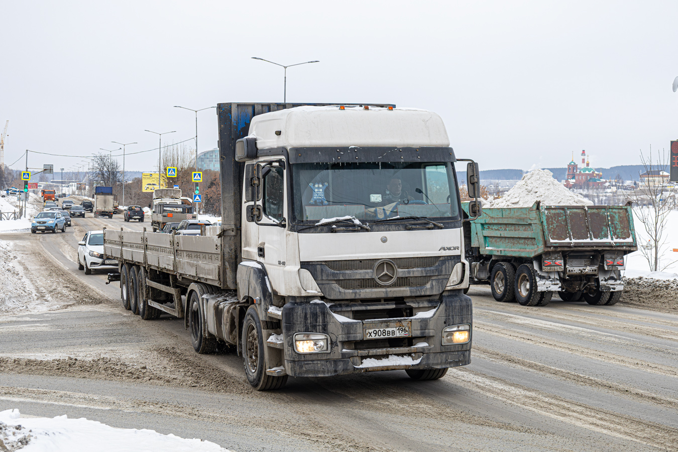 Свердловская область, № Х 908 ВВ 196 — Mercedes-Benz Axor 1840