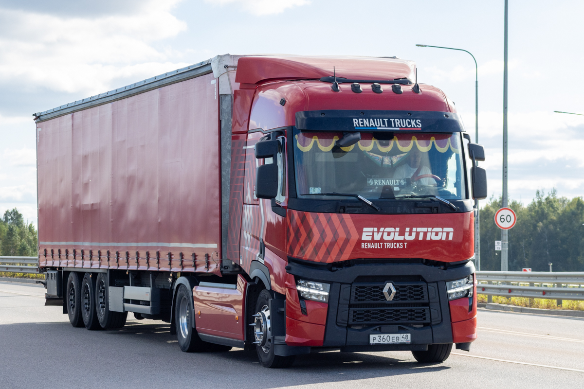 Липецкая область, № Р 360 ЕВ 48 — Renault T-Series ('2021)