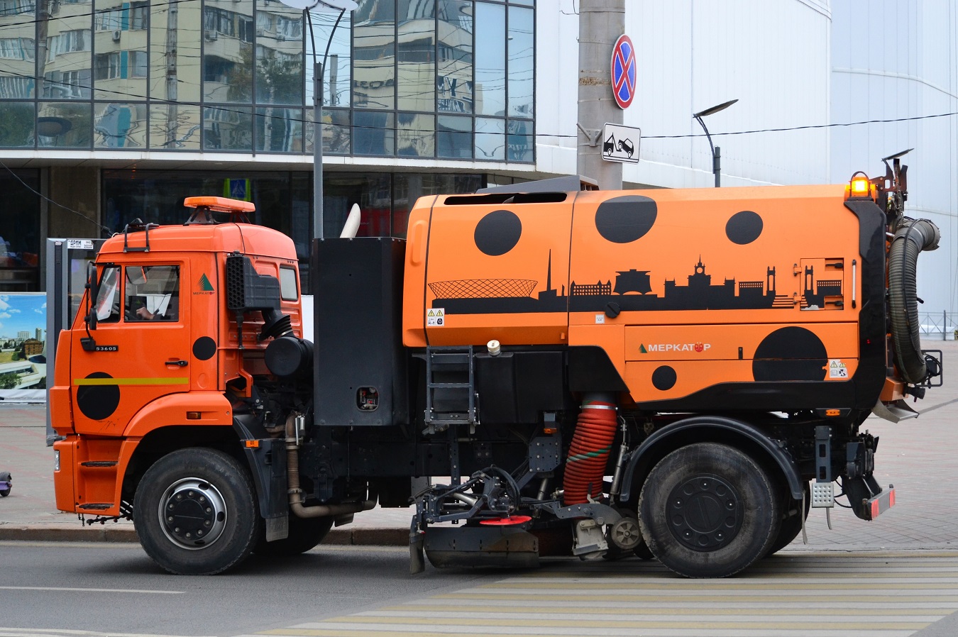Волгоградская область, № Н 337 КВ 134 — КамАЗ-53605-50