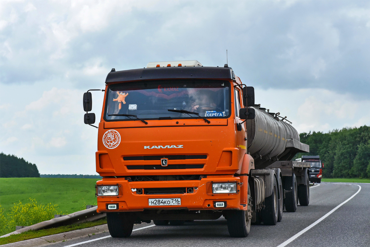 Татарстан, № Н 284 КО 716 — КамАЗ (общая модель)