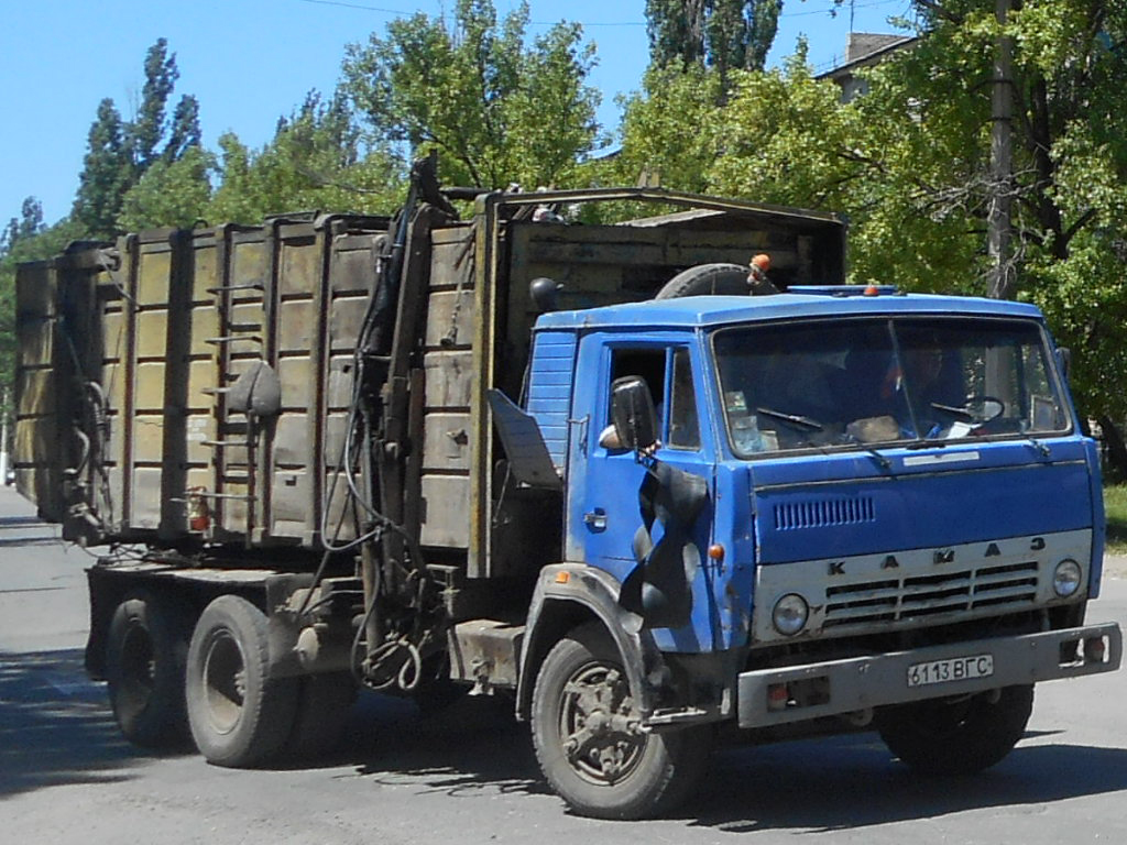 Луганская область, № 6113 ВГС — КамАЗ-53213