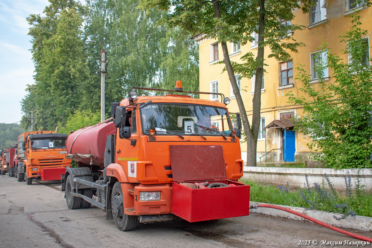 Москва, № Х 136 ВУ 777 — КамАЗ-43253-R4(28)