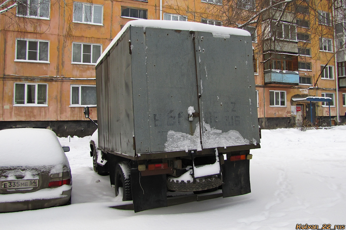 Алтайский край, № В 667 ВЕ 22 — ГАЗ-33073