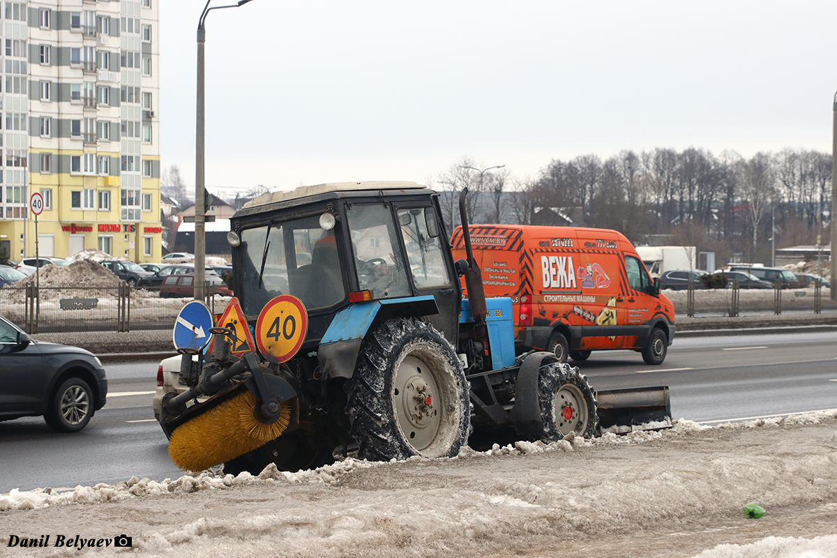 Минск, № КА-7 6886 — Беларус-82.1