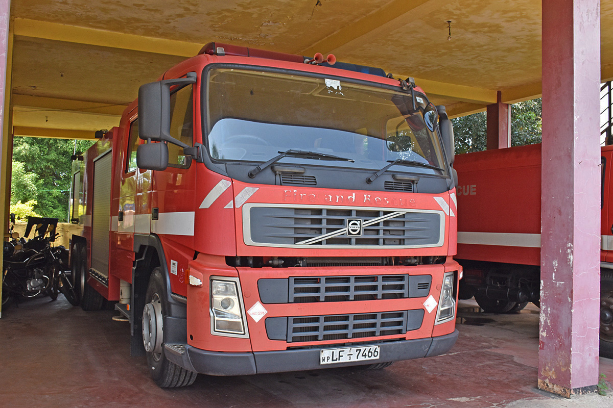 Шри-Ланка, № LF-7466 — Volvo  (общая модель)