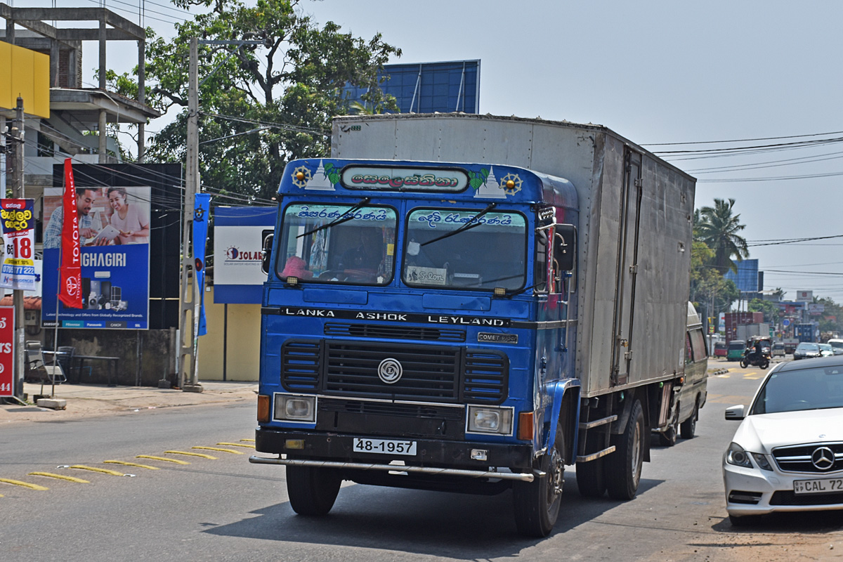 Шри-Ланка, № 48-1957 — Lanka Ashok Leyland (общая модель)