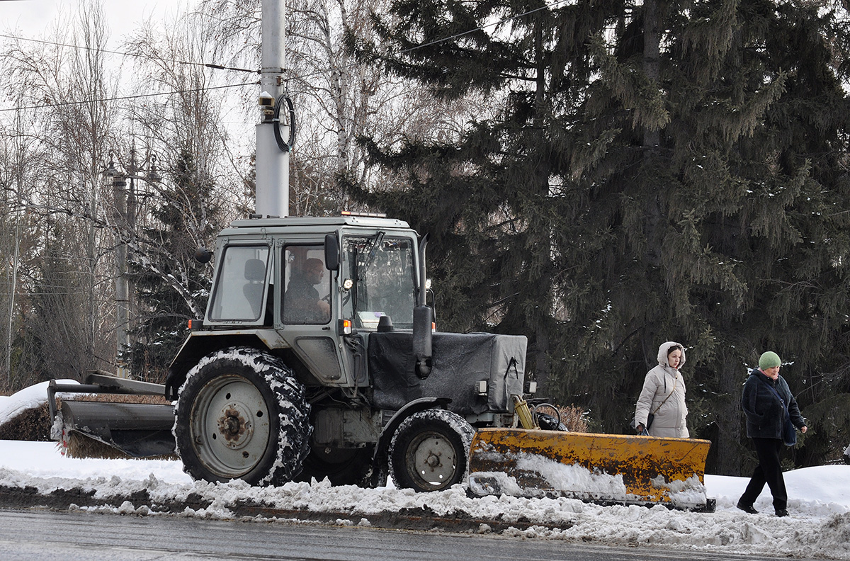 Омская область, № 7306 ОХ 55 — Беларус-80.1