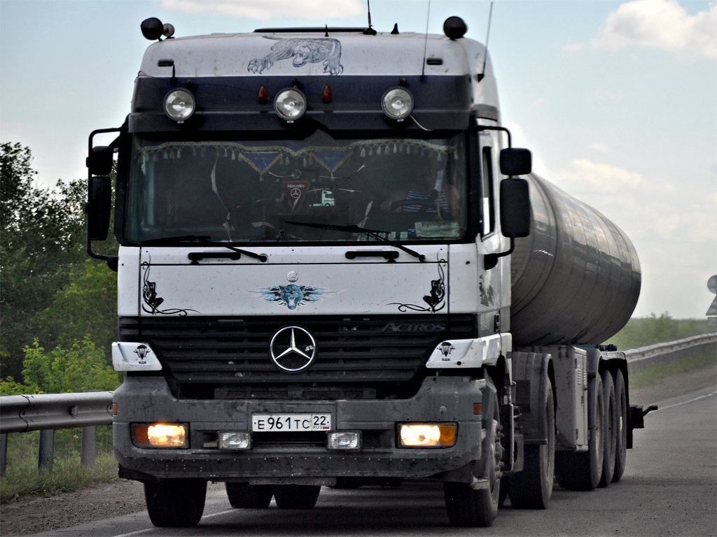 Алтайский край, № Е 961 ТС 22 — Mercedes-Benz Actros ('1997) 1840