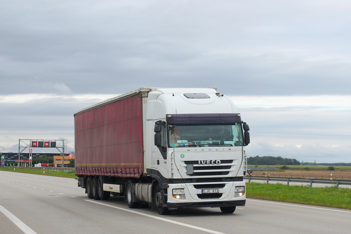 Литва, № LJC 613 — IVECO Stralis ('2007) 420
