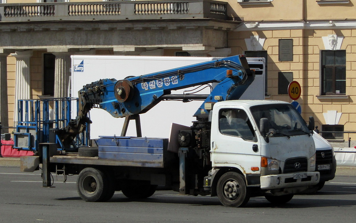 Санкт-Петербург, № Т 082 ТВ 198 — Hyundai HD72 ('2004)