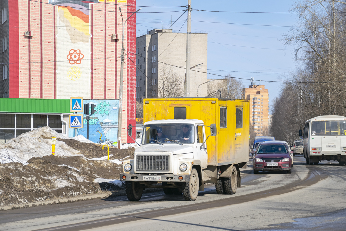 Удмуртия, № Р 411 ЕА 18 — ГАЗ-3307