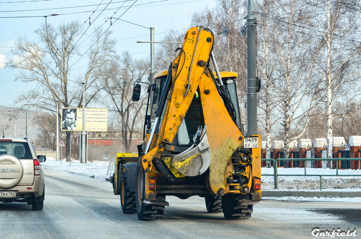Кемеровская область, № 0489 КК 42 — JCB 3CX