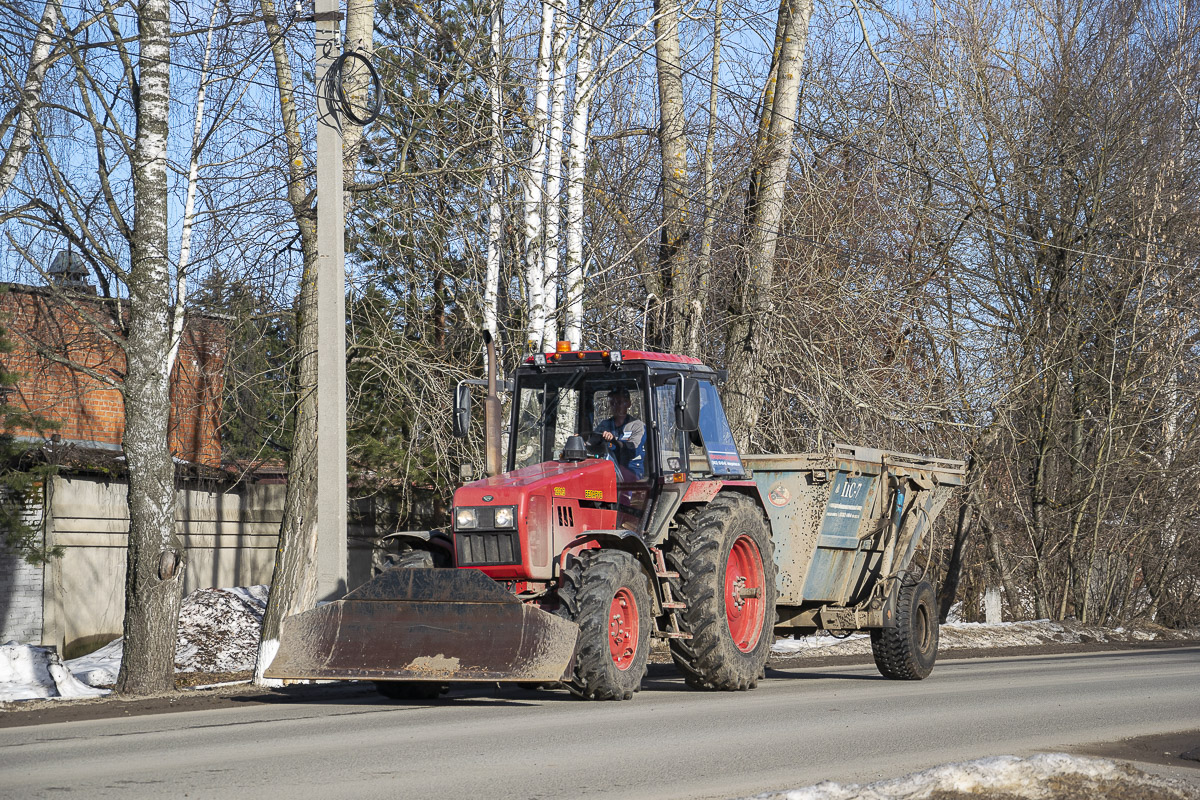 Удмуртия, № 2242 УЕ 18 — Беларус-1221.3