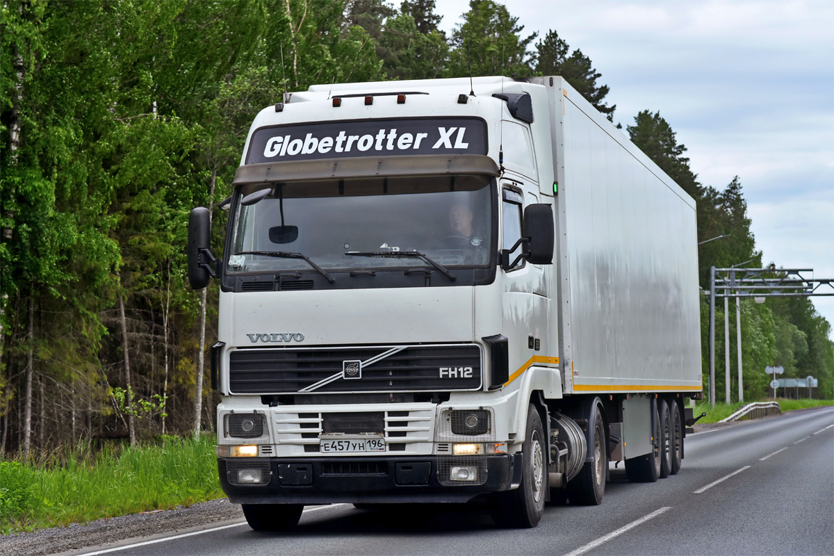 Свердловская область, № Е 457 УН 196 — Volvo ('1993) FH12.380