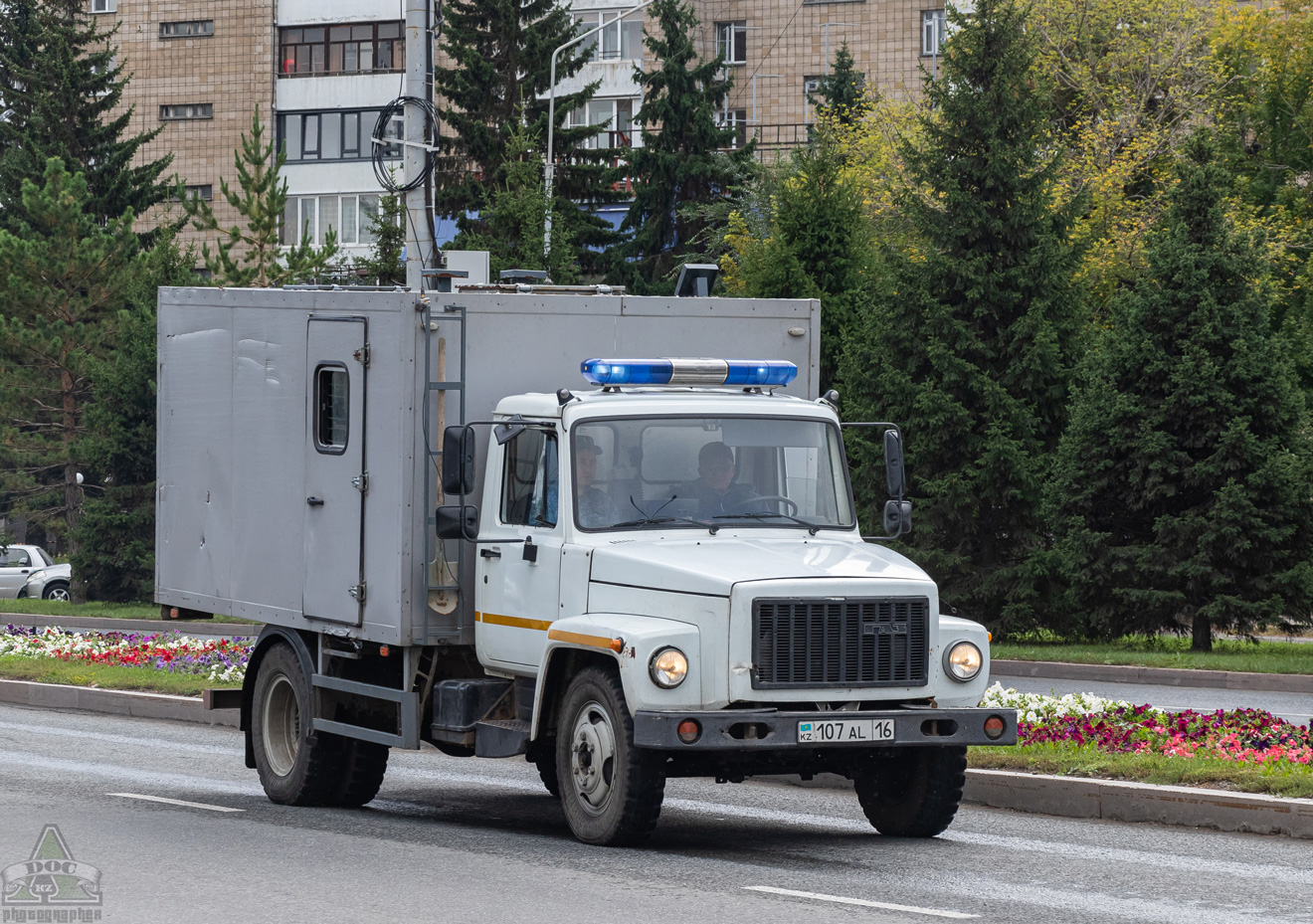 Восточно-Казахстанская область, № 107 AL 16 — ГАЗ-3309