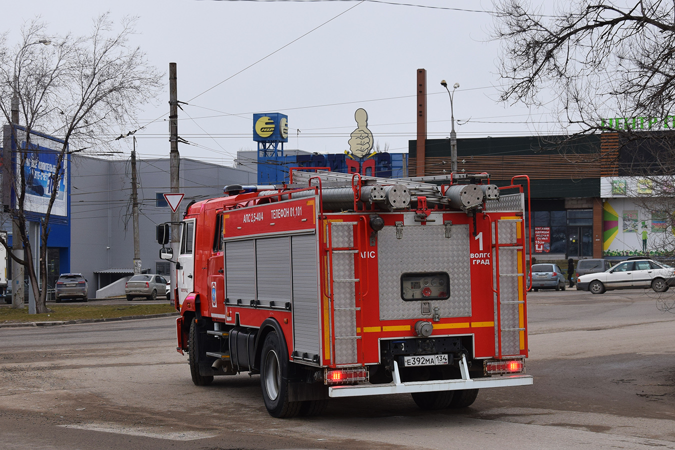 Волгоградская область, № Е 392 МА 134 — КамАЗ-43253-G5(69)