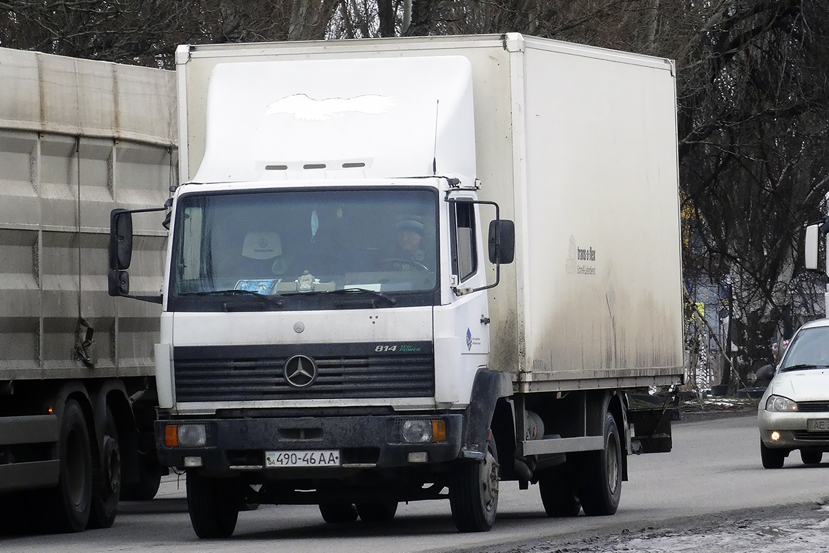 Днепропетровская область, № 490-46 АА — Mercedes-Benz LK 814