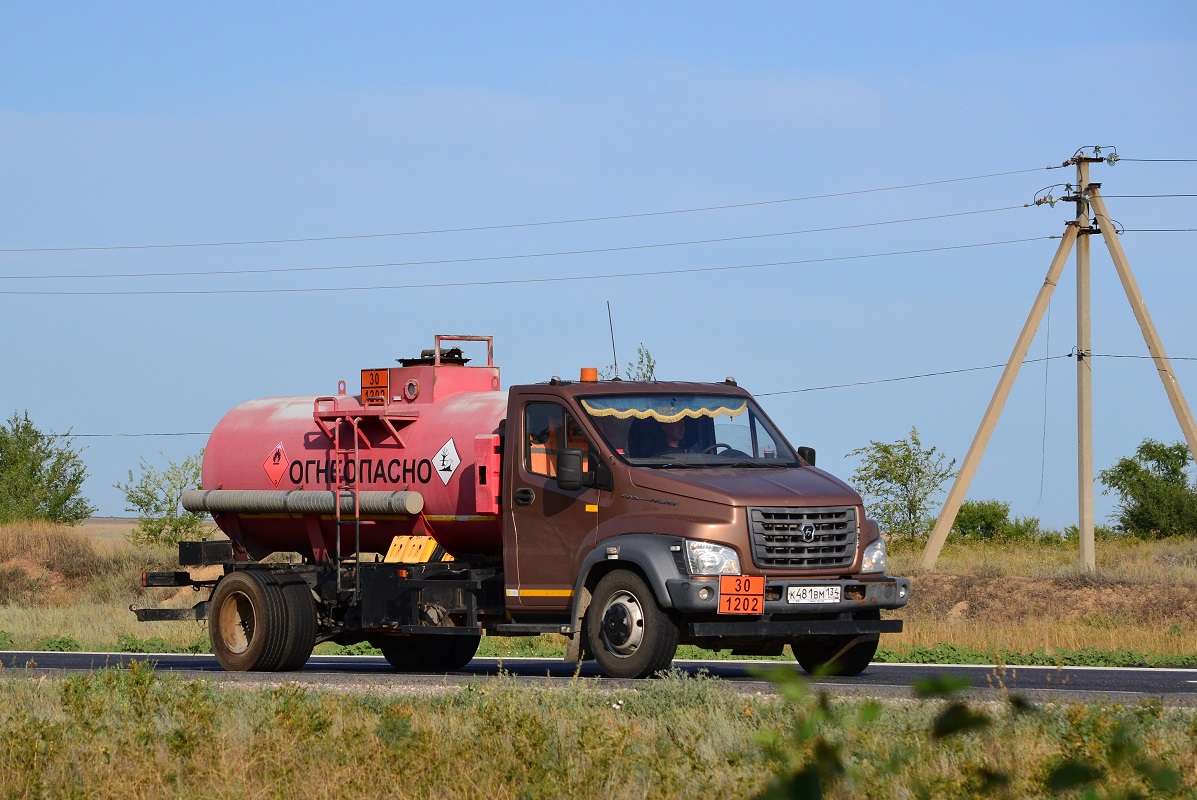 Волгоградская область, № К 481 ВМ 134 — ГАЗ-C41RB3