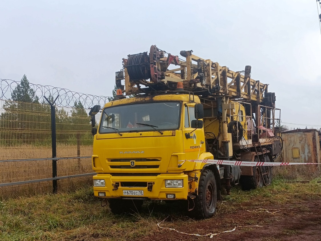 Удмуртия, № Р 670 ЕС 18 — КамАЗ-43118-46
