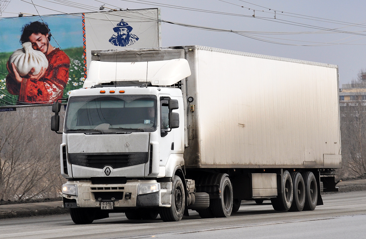 Омская область, № С 010 ВХ 55 — Renault Premium ('2006)