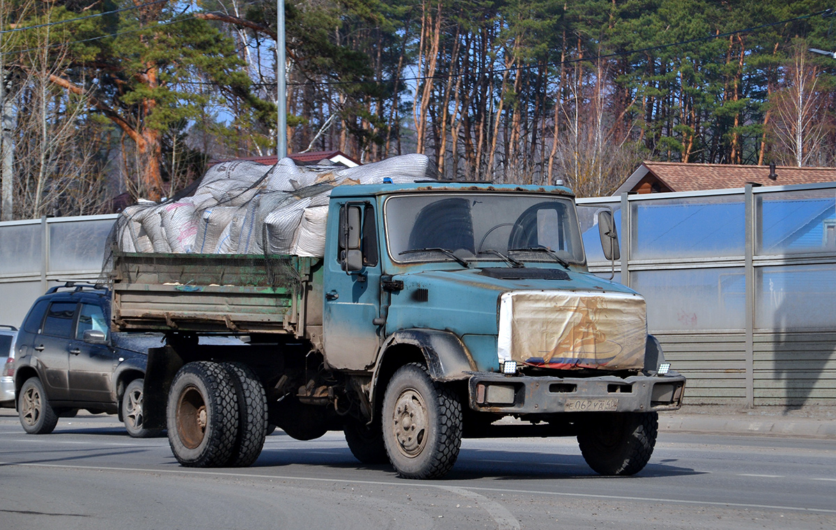 Калужская область, № Е 062 УА 40 — ЗИЛ-497442