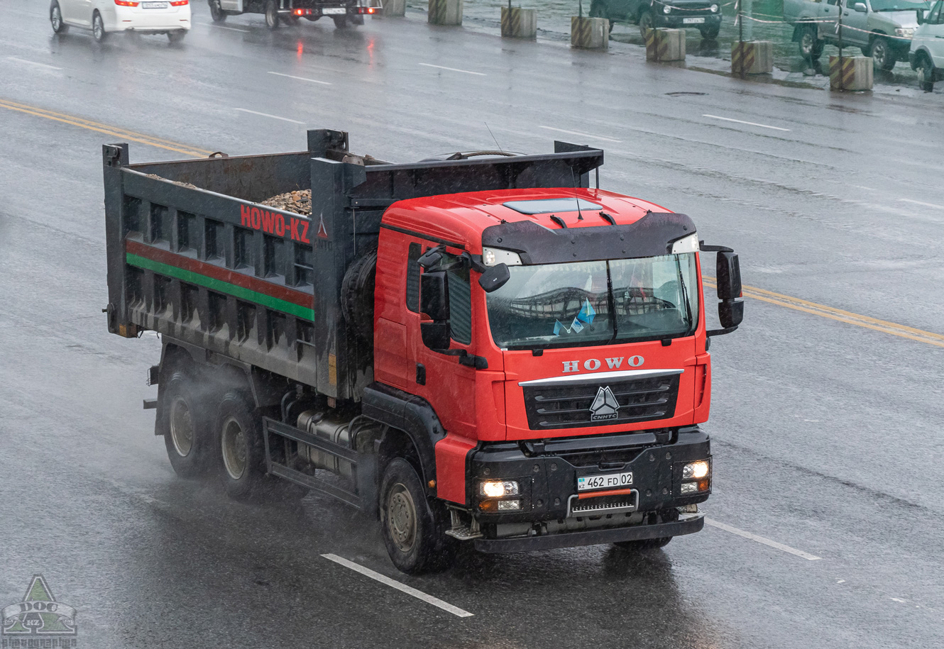 Алматы, № 462 FD 02 — Howo T5G